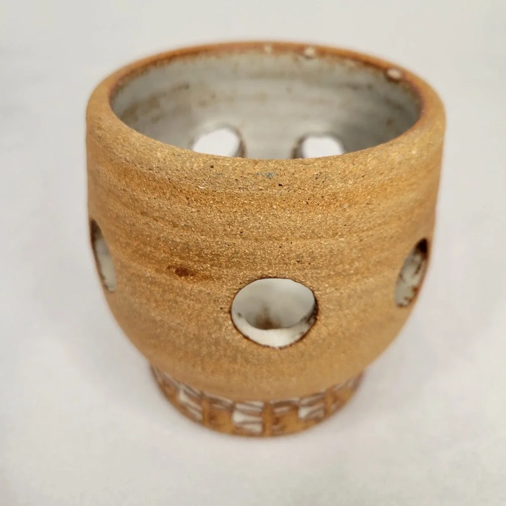 Los Artesanos Puerto Rico Hal Lasky Pottery Pierced Candleholder‎ Lantern 3